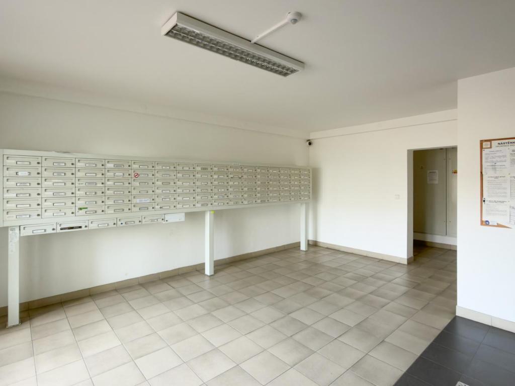Prodej bytu 2+kk 49 m2, Praha – náhled fotky 28