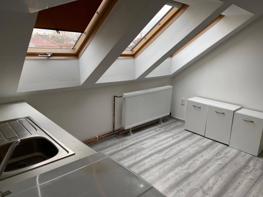 Pronájem bytu 2+kk 40 m2