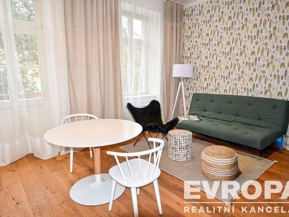 Pronájem bytu 1+kk 36 m2