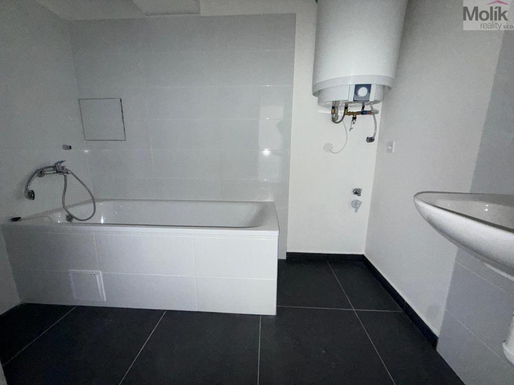 Pronájem bytu 1+kk 26 m2