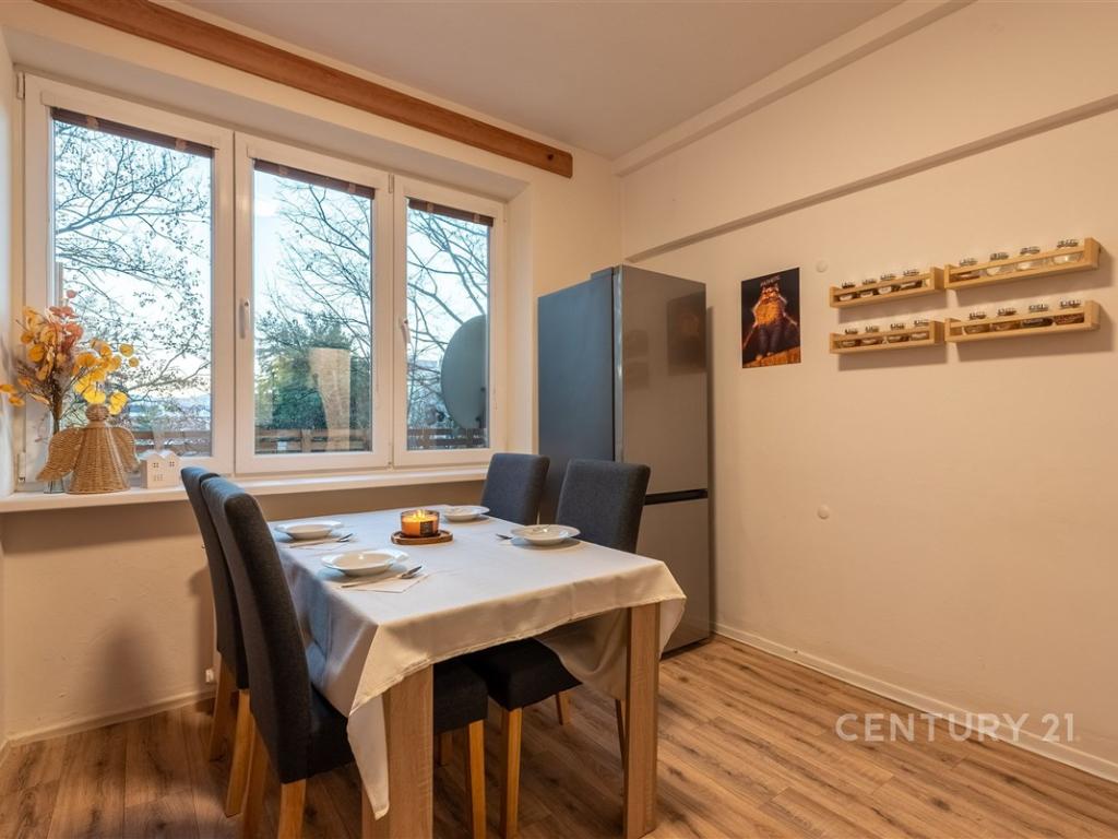 Pronájem bytu 2+1 63 m2