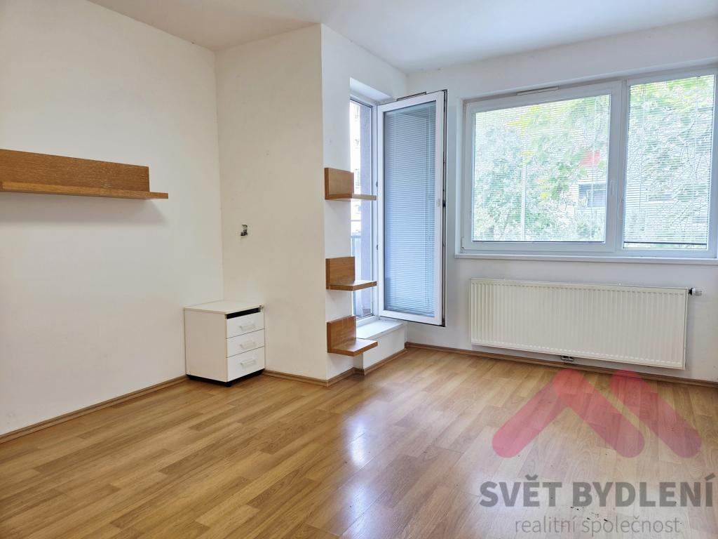 Pronájem bytu 1+kk 37 m² – pohled 4