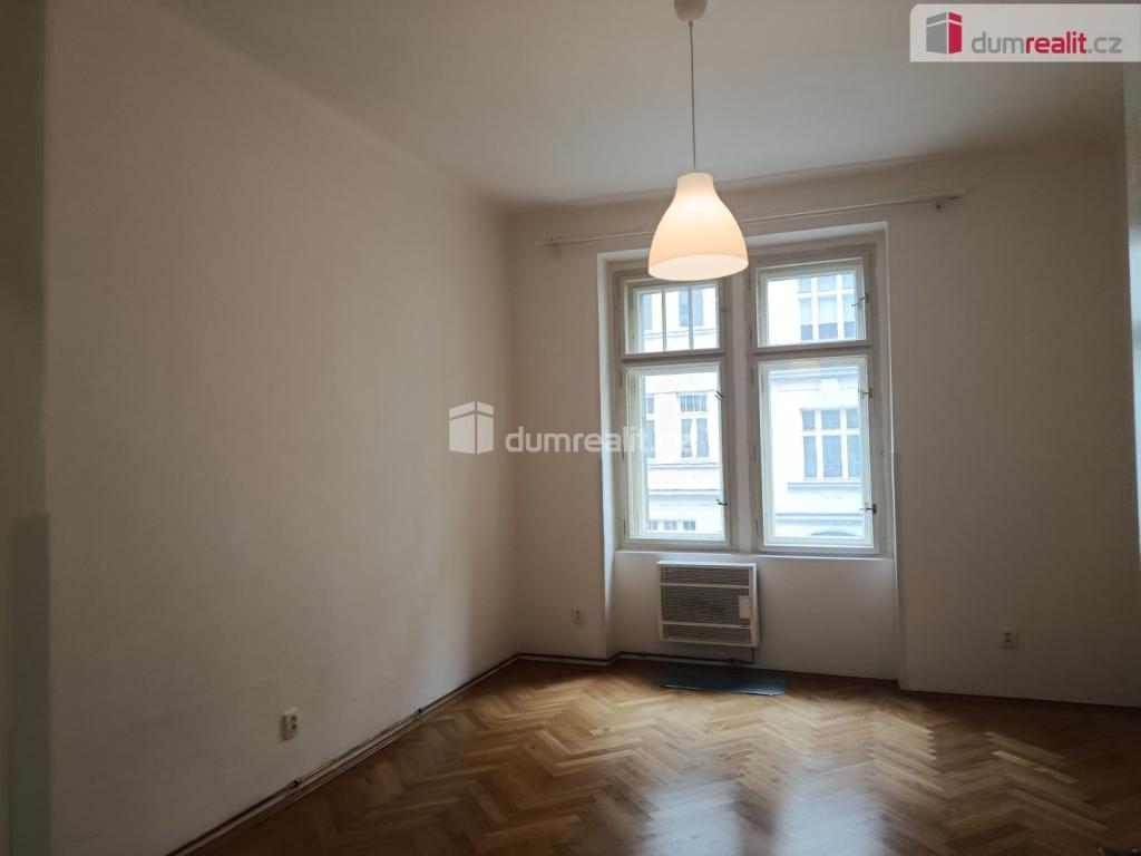 Pronájem bytu 1+kk 29 m2