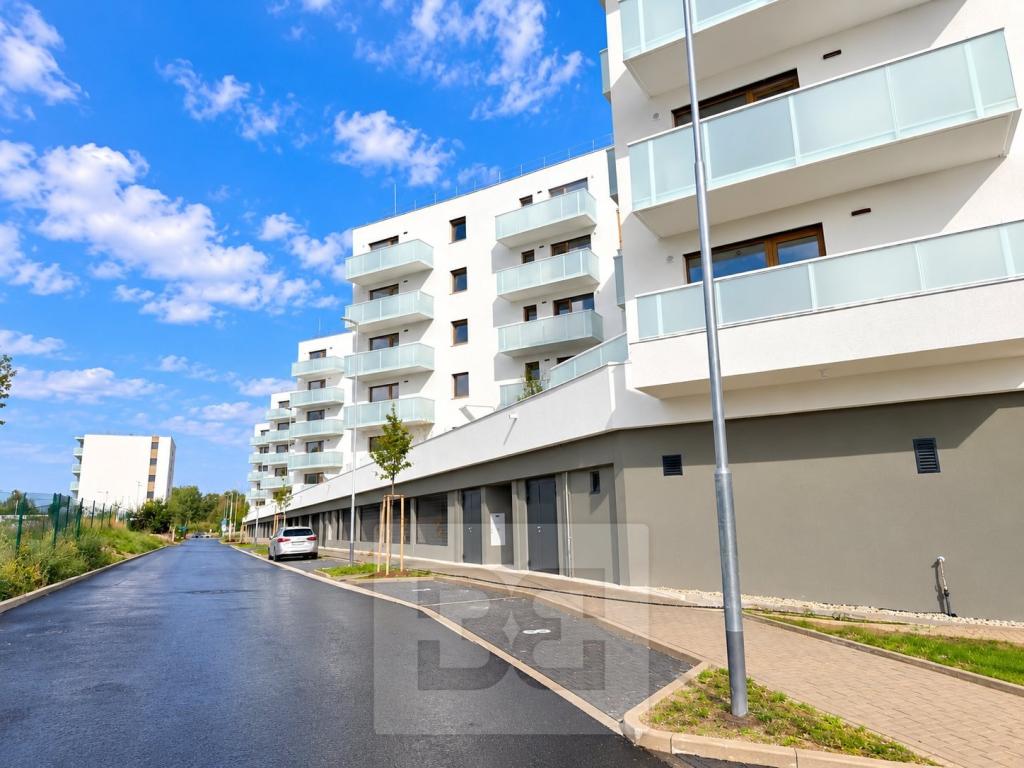 Pronájem bytu 2+kk 55 m2, České Budějovice – náhled fotky 19
