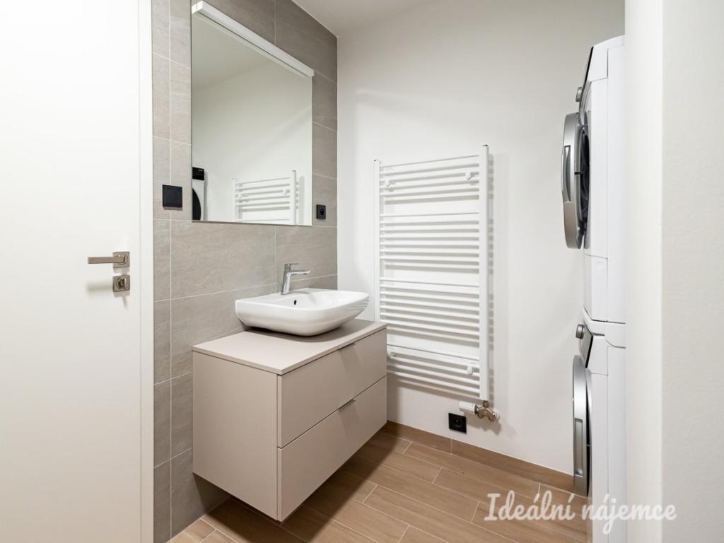 Pronájem bytu 2+kk 56 m2, Praha – náhled fotky 10