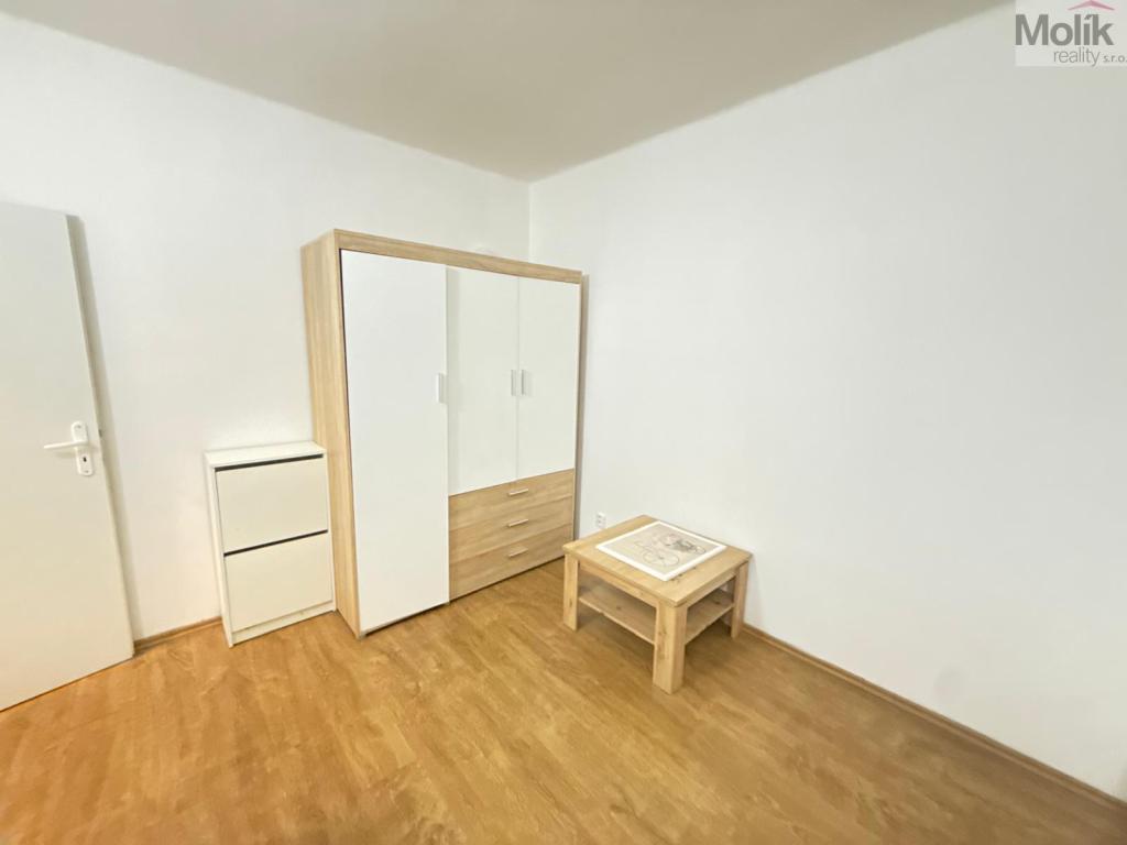 Pronájem bytu 1+kk 22 m2, Most – náhled fotky 7