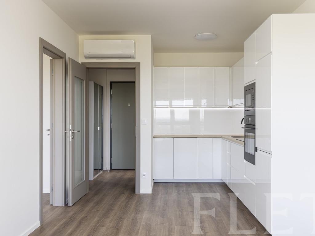 Pronájem bytu 2+kk 50 m2