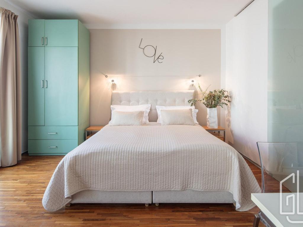 Pronájem bytu 1+kk 30 m2