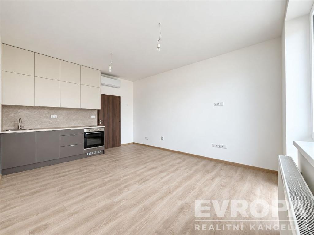 Pronájem bytu 1+kk 32 m2, Břeclav – náhled fotky 6
