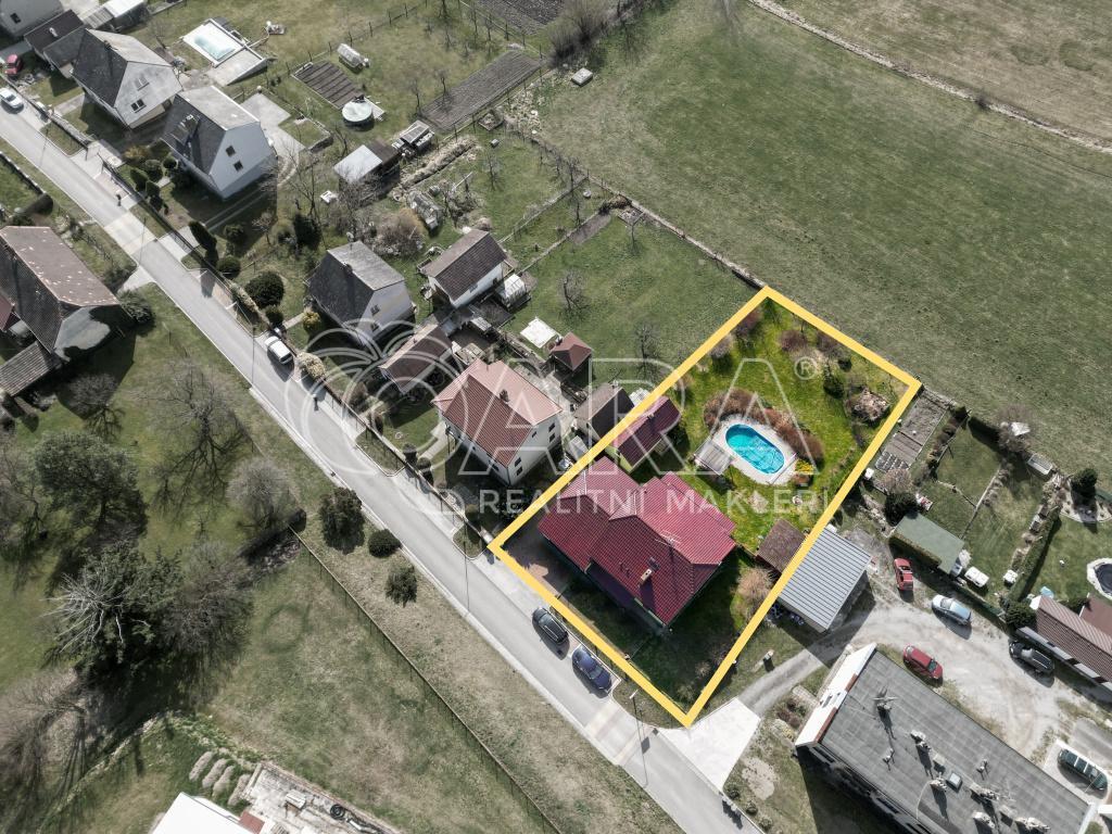 Listing 1