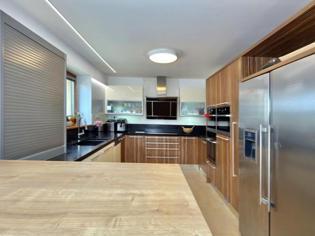 Pronájem domu 330 m2