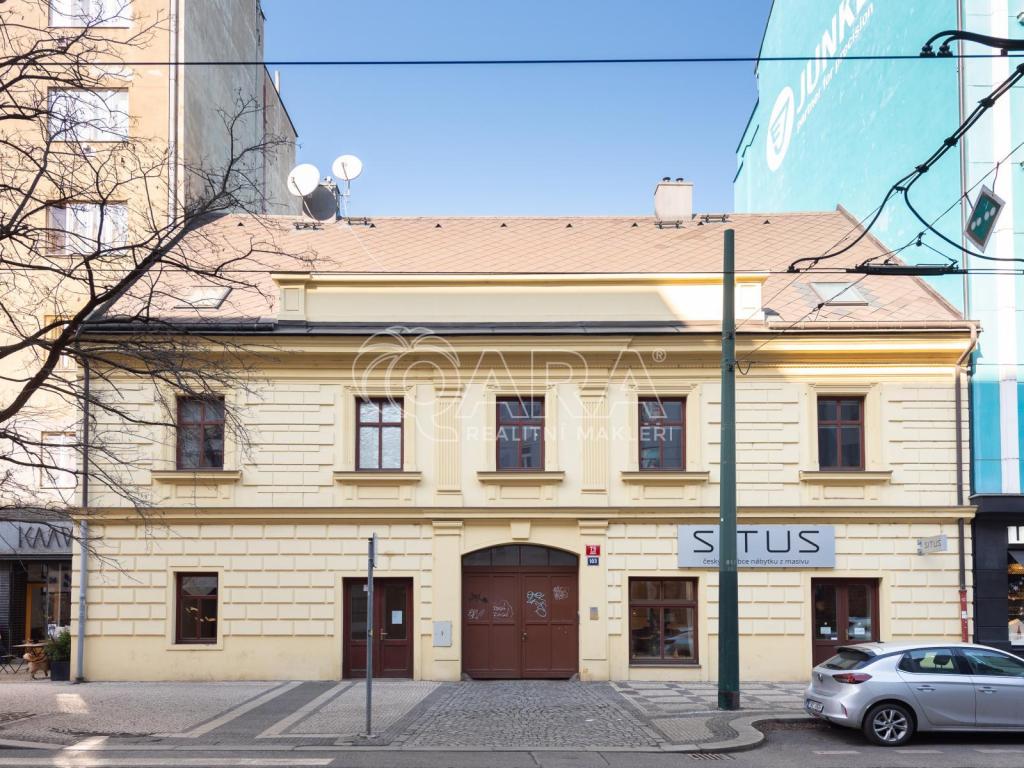 Pronájem bytu 2+kk 62 m2