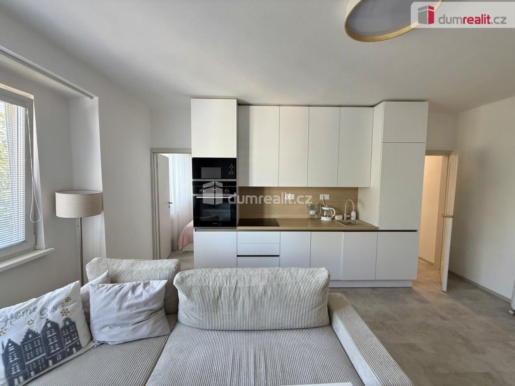 Pronájem bytu 2+kk 38 m2, Kralupy nad Vltavou – náhled fotky 14
