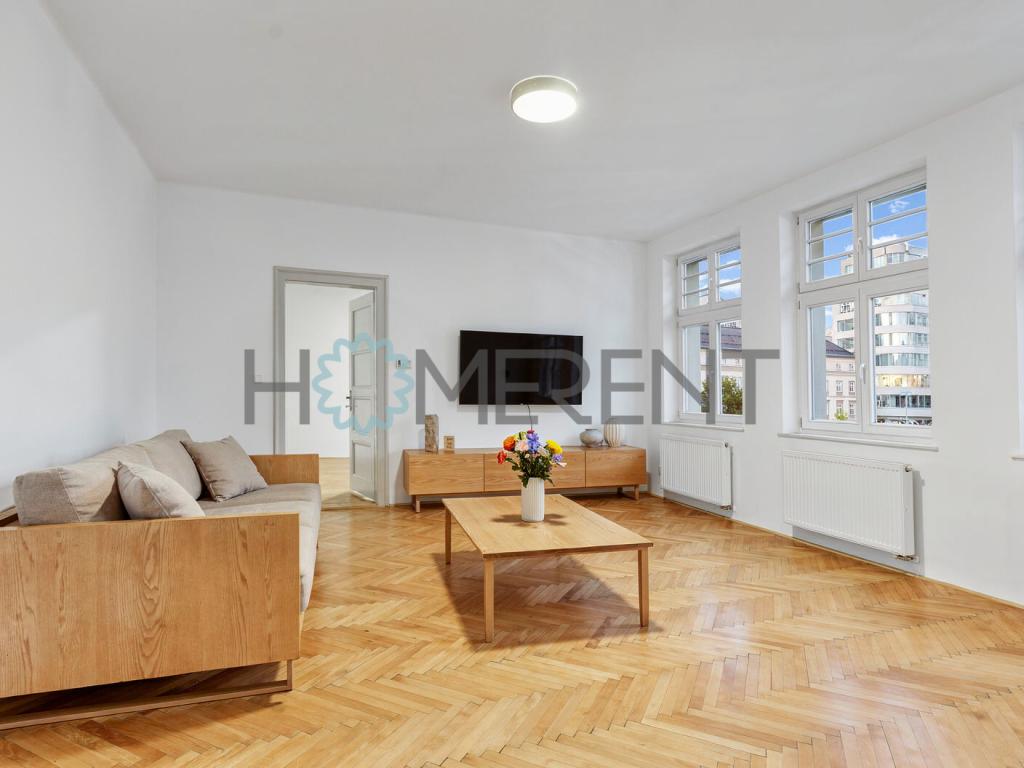 Pronájem 3+1, Liberec - nám. Soukenné, 25000 Kč,