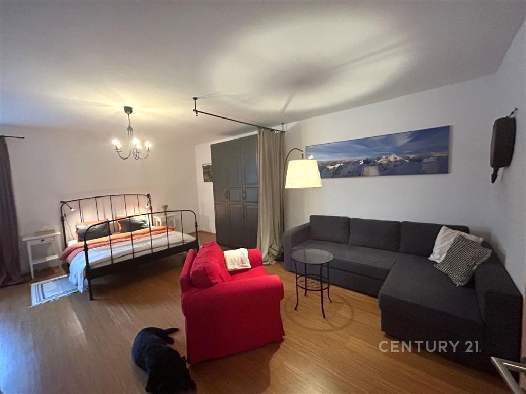 Pronájem bytu 2+kk 80 m2