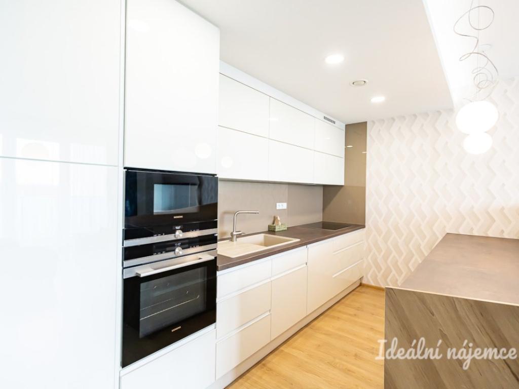 Pronájem bytu 2+kk 67 m2