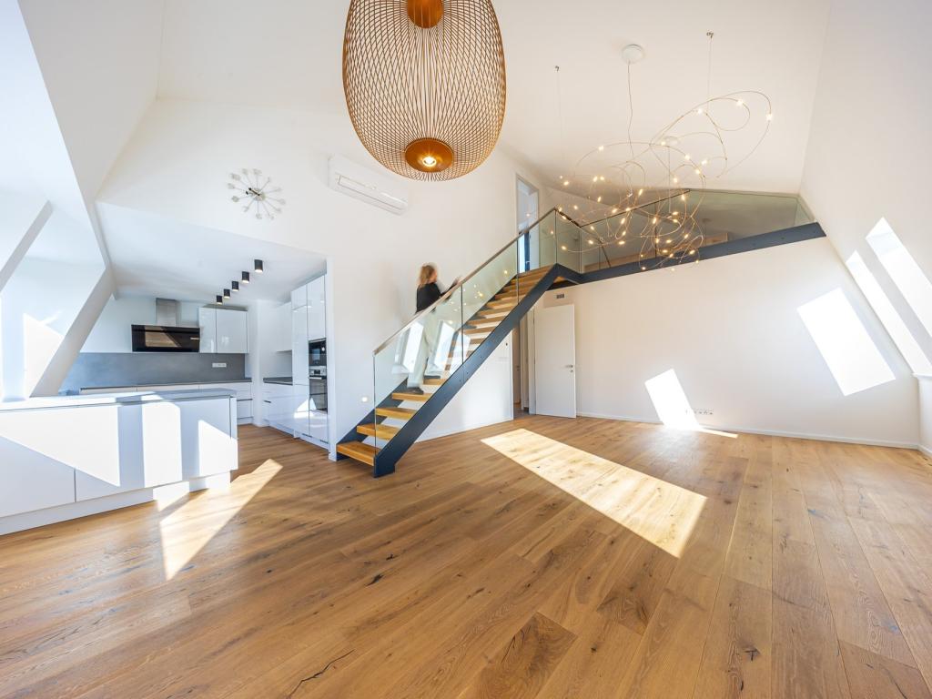 Pronájem bytu 4+kk 151 m2, Praha – náhled fotky 6