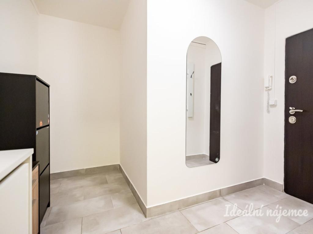 Pronájem bytu 3+kk 63 m2, Praha – náhled fotky 14