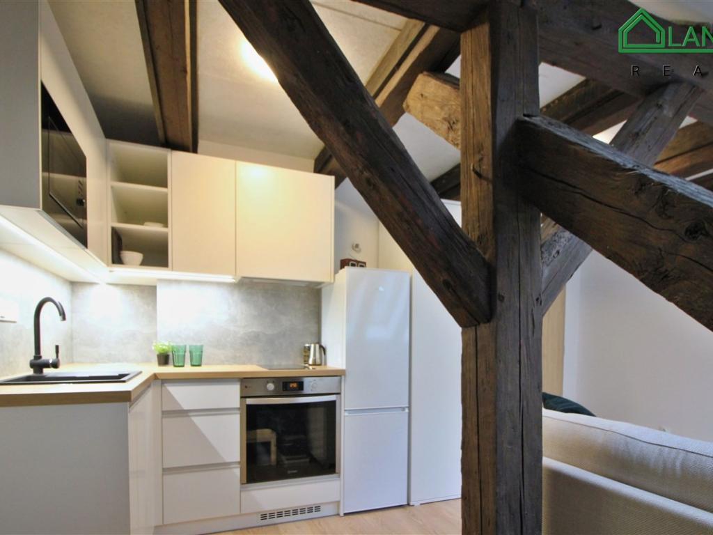 Pronájem bytu 1+kk 28 m2