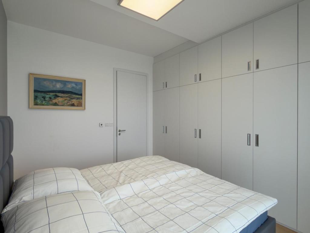Pronájem bytu 3+kk 109 m2, Praha – náhled fotky 15