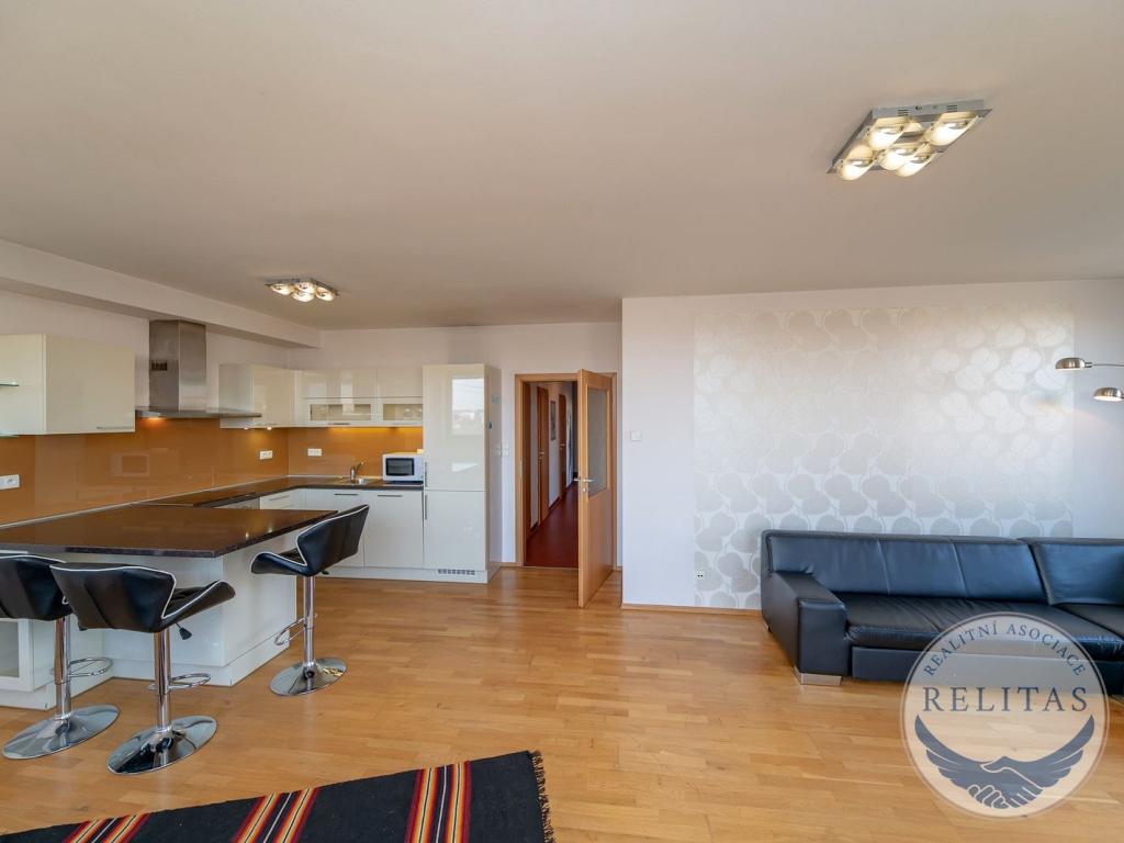 Pronájem bytu 3+kk 93 m2