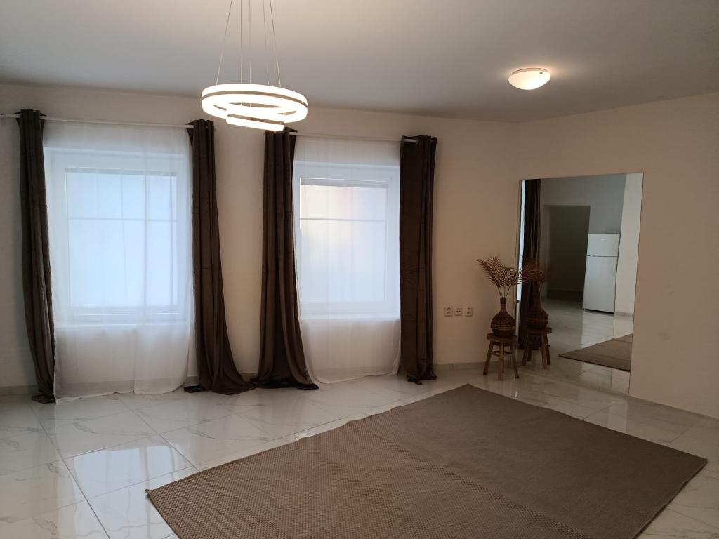 Pronájem bytu 1+kk 32 m2
