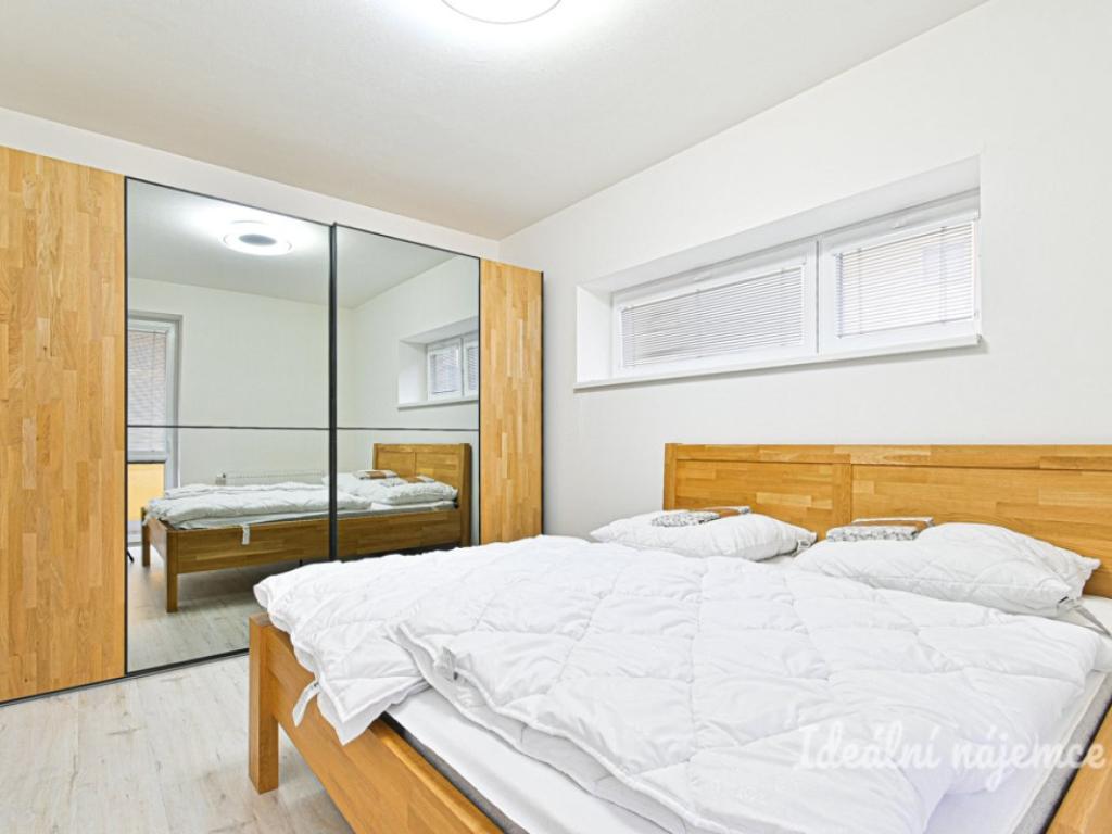 Pronájem bytu 2+kk 44 m2