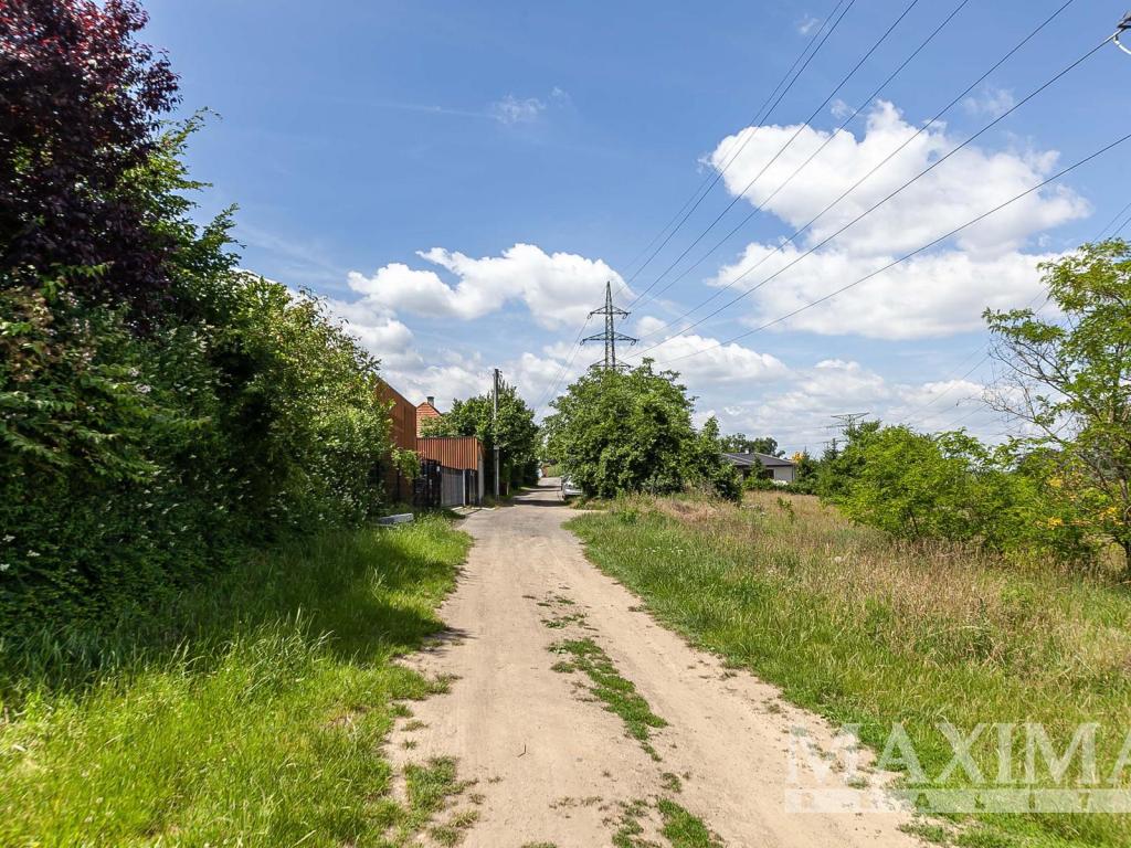 Prodej pozemku 890 m2, Praha – náhled fotky 8
