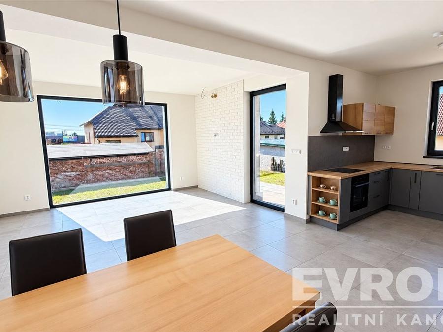 Pronájem domu 165 m2