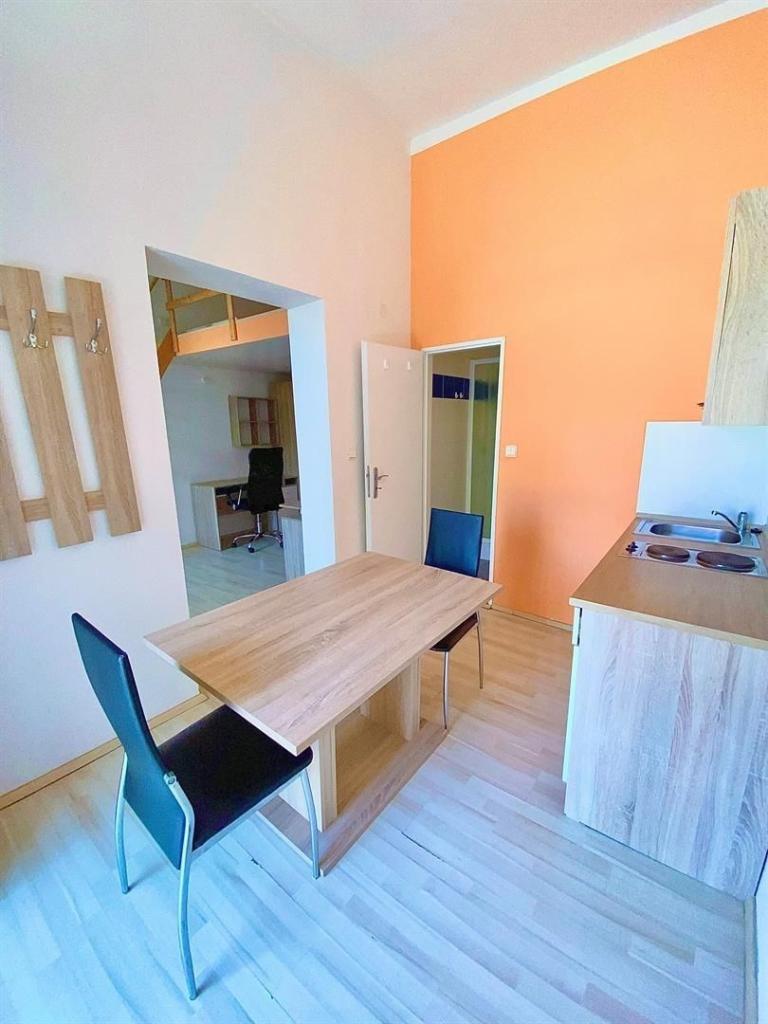 Pronájem bytu 1+1 26 m2