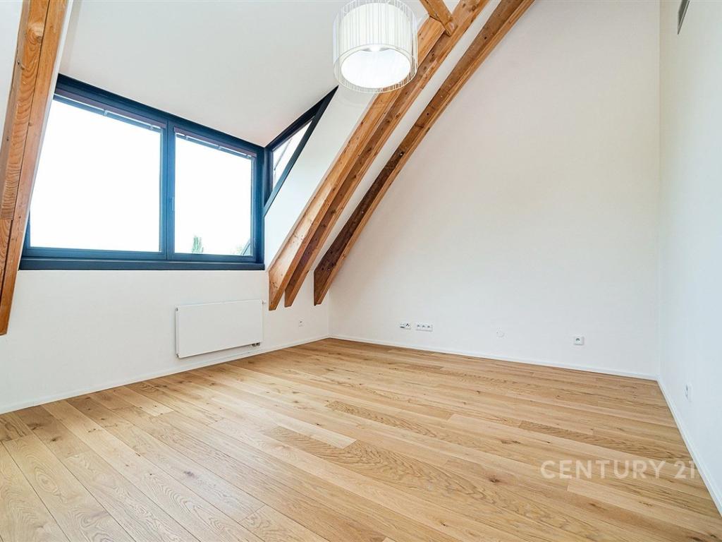 Pronájem bytu 1+kk 48 m2