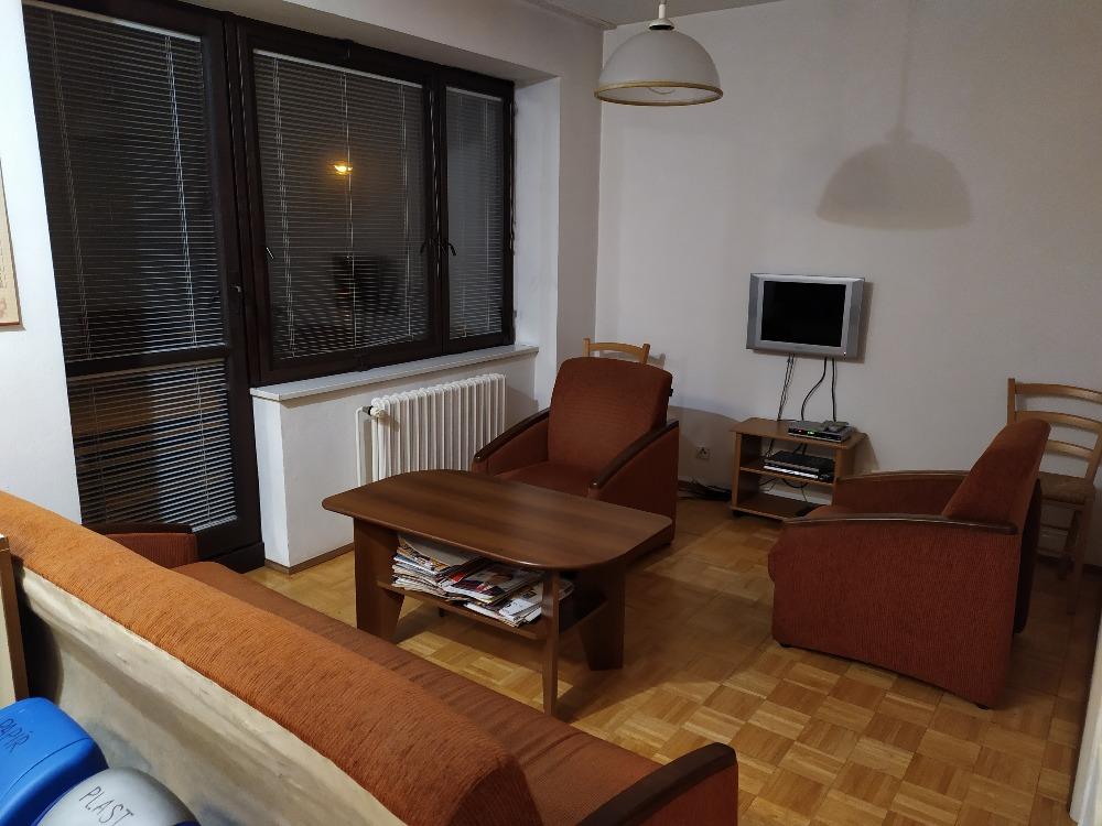 Spolubydleni bytu 2 lůžka 150 m2