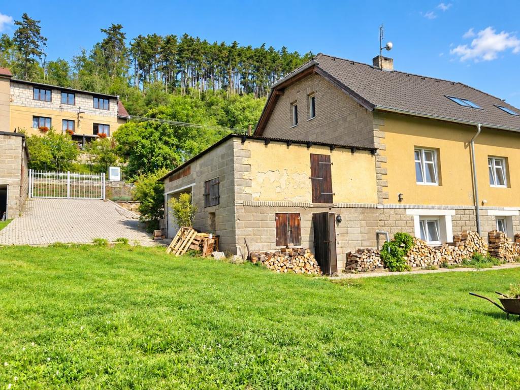Pronájem domu 126 m2, Králův Dvůr – náhled fotky 27