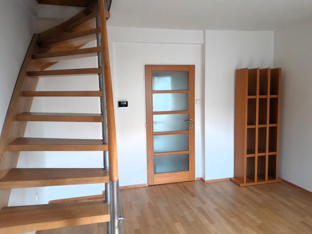 Pronájem bytu 3+1 82 m2, Praha – náhled fotky 7