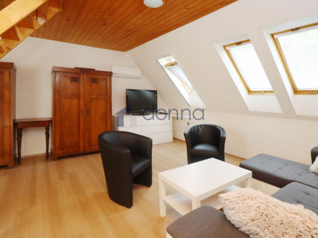 Pronájem bytu 1+1 58 m2