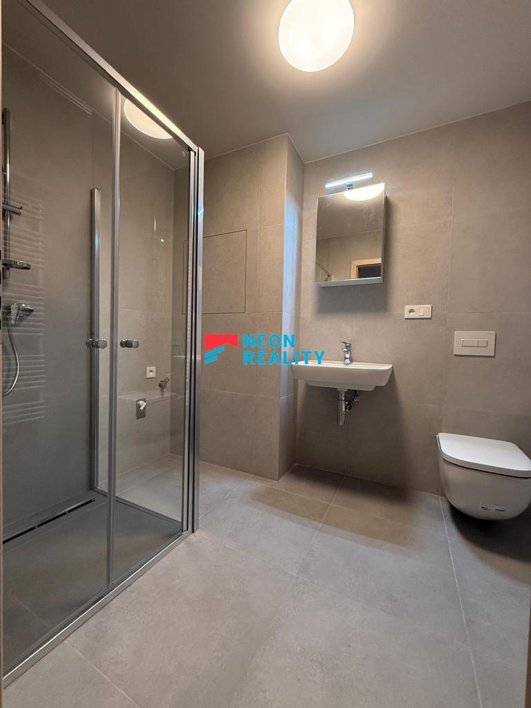 Pronájem bytu 1+kk 35 m2