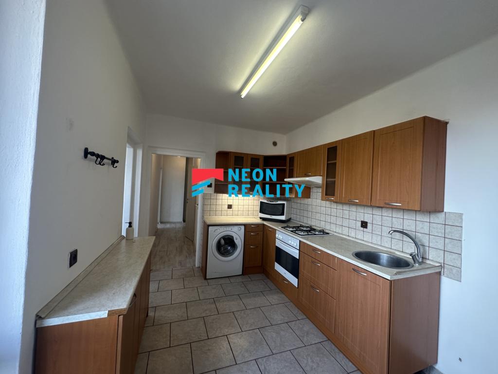 Pronájem bytu 2+1 60 m2