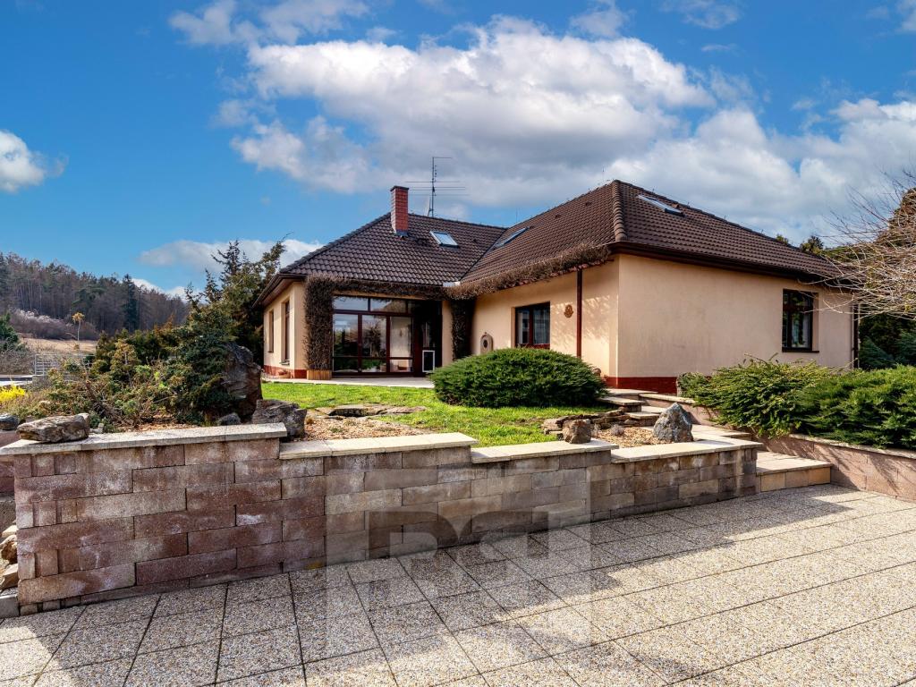 Prodej domu 262 m2, Králův Dvůr – náhled fotky 6