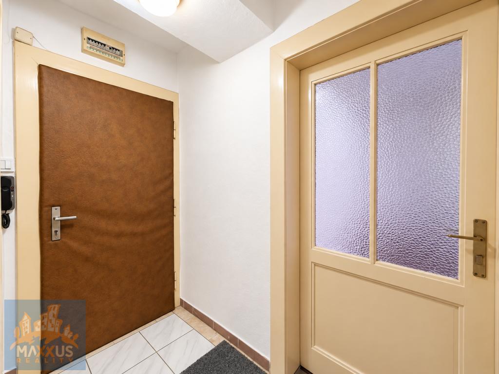 Pronájem bytu 2+kk 44 m2, Praha – náhled fotky 8