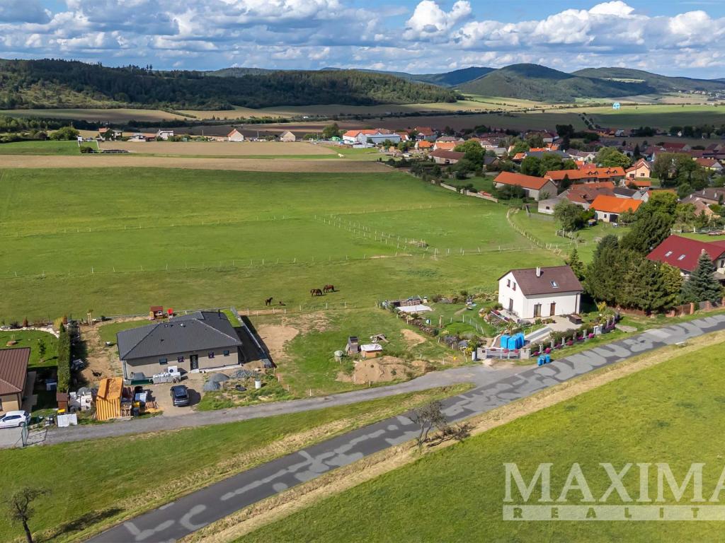 Prodej pozemku 1000 m2, Chlustina – náhled fotky 9
