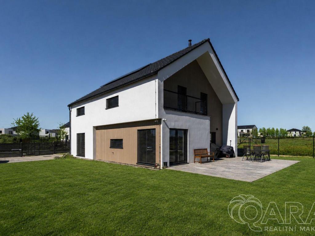 Prodej domu 183 m2, Vysoký Újezd – náhled fotky 5