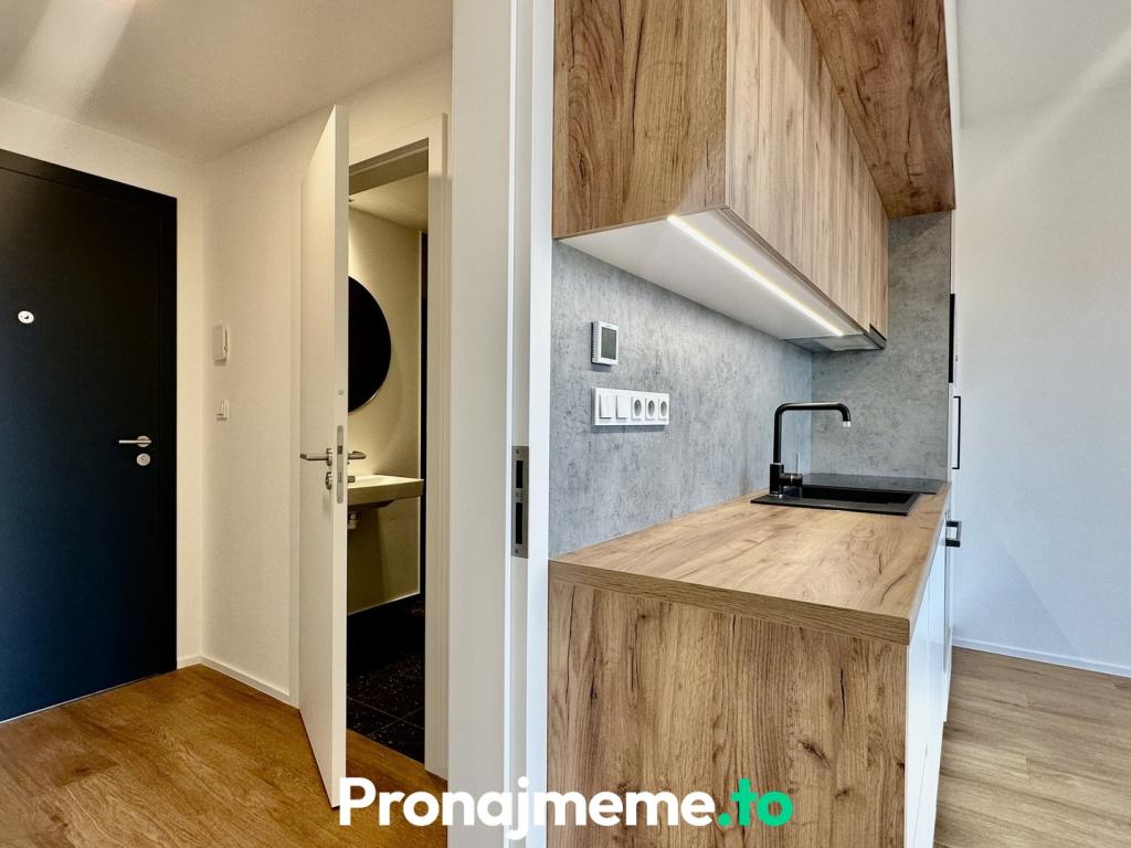 Pronájem bytu 1+kk 32 m2