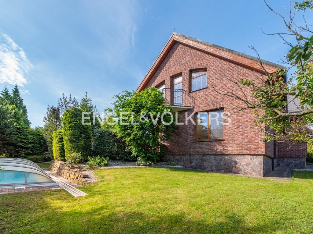 Pronájem domu 384 m2