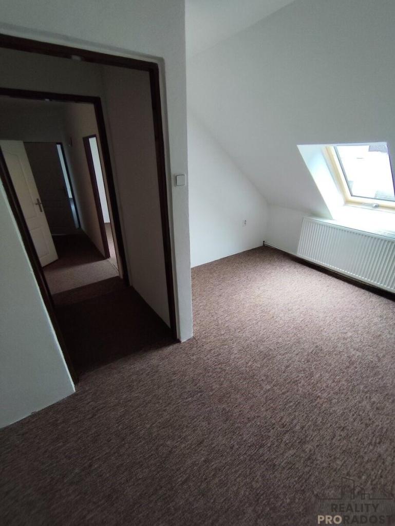 Pronájem bytu 4+kk 103 m2