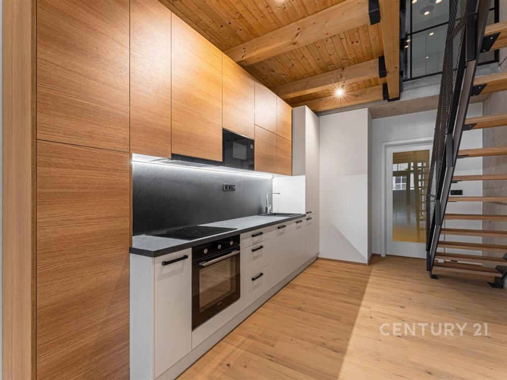 Pronájem bytu 3+kk 65 m2