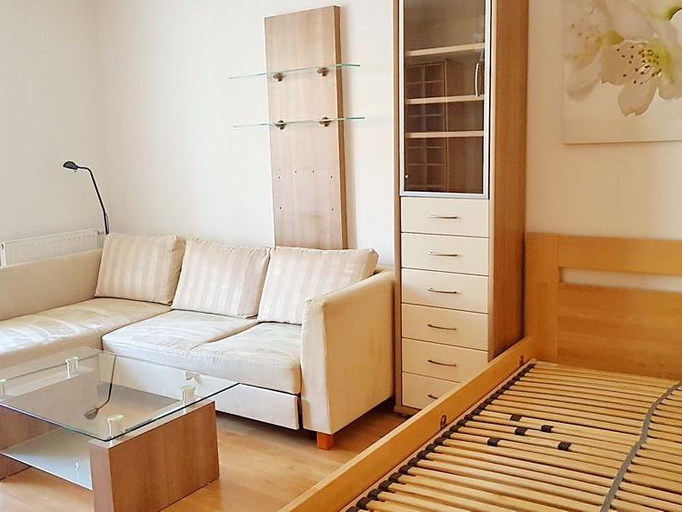 Pronájem bytu 1+kk 39 m2