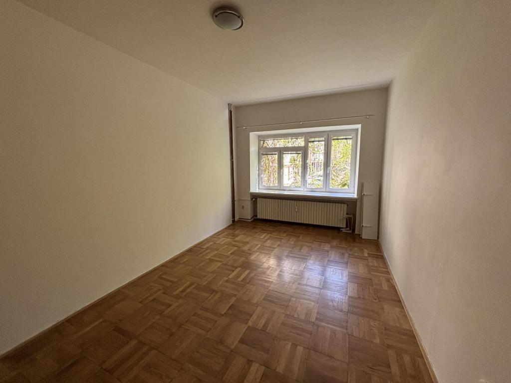 Listing 1