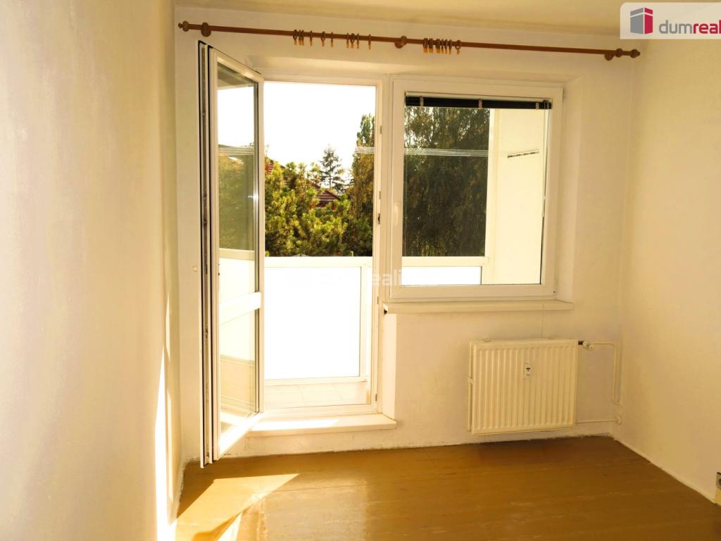 Prodej bytu 3+1 74 m2, Rousínov – náhled fotky 30