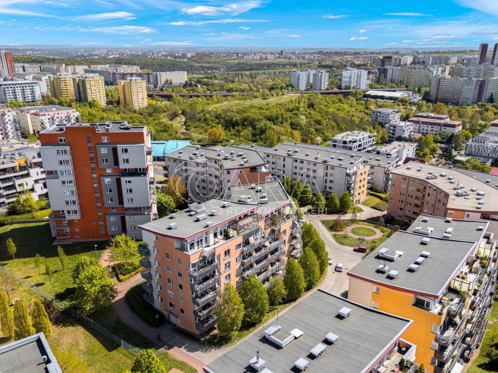 Prodej bytu 1+kk 51 m2, Praha – náhled fotky 11