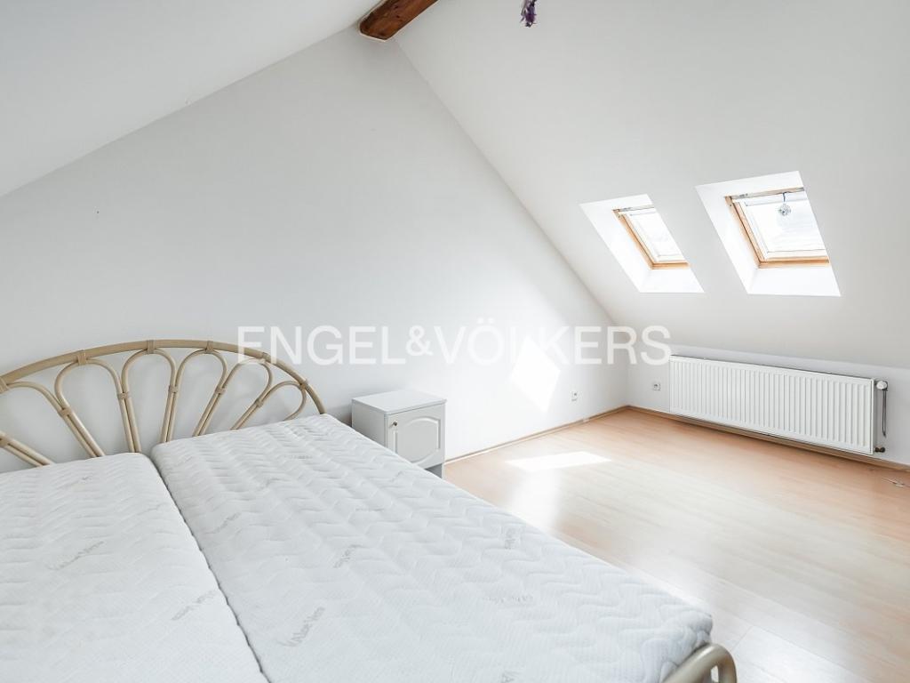 Pronájem bytu 3+kk 90 m2
